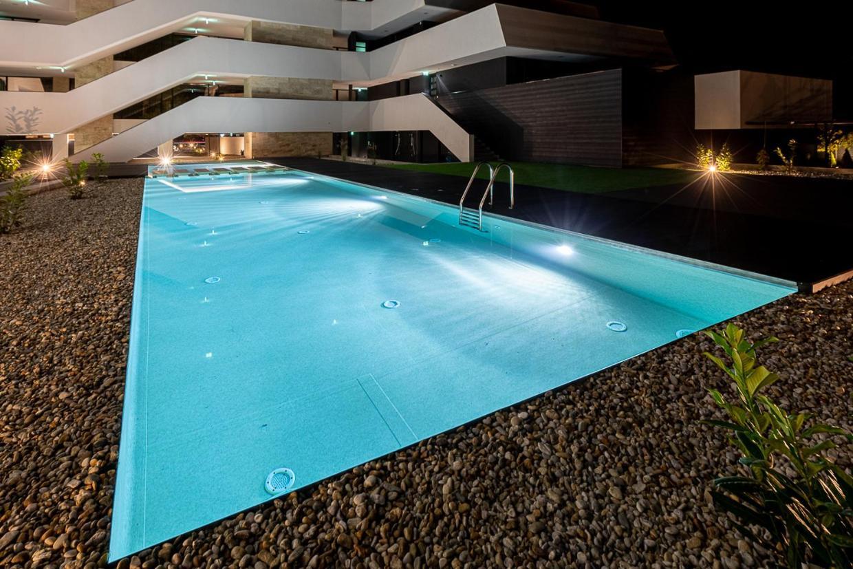 Marina Apartman Hotel Balatonszárszó Exterior foto